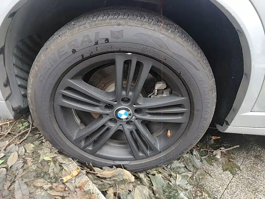 BMW X4 — миниатюра 23