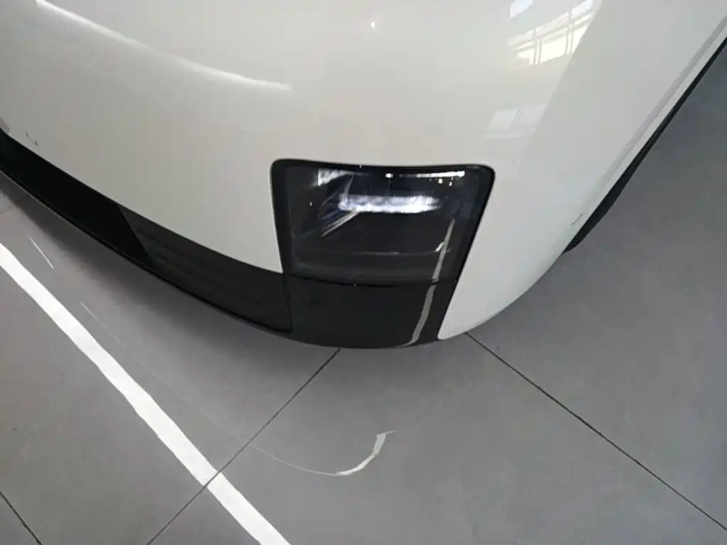 Li Auto Li MEGA — миниатюра 24