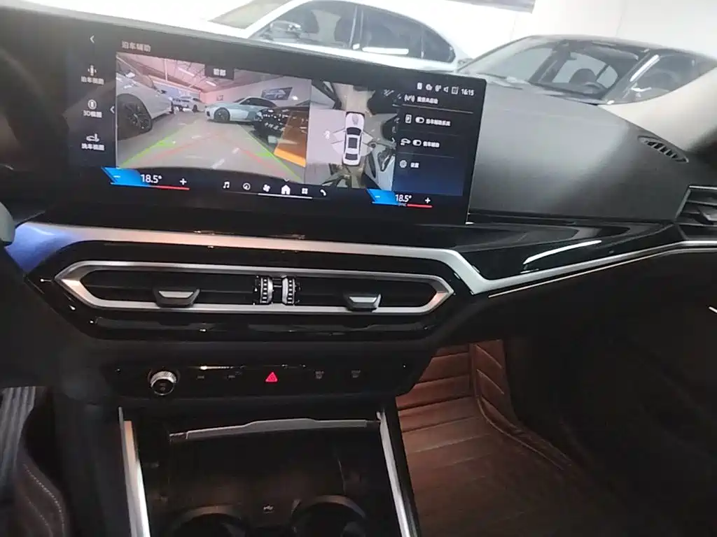 BMW 3 Series — миниатюра 13
