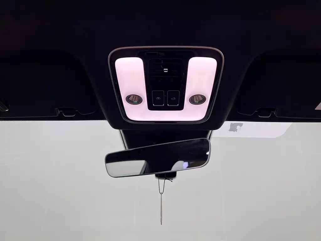 Li Auto Li ONE — миниатюра 25