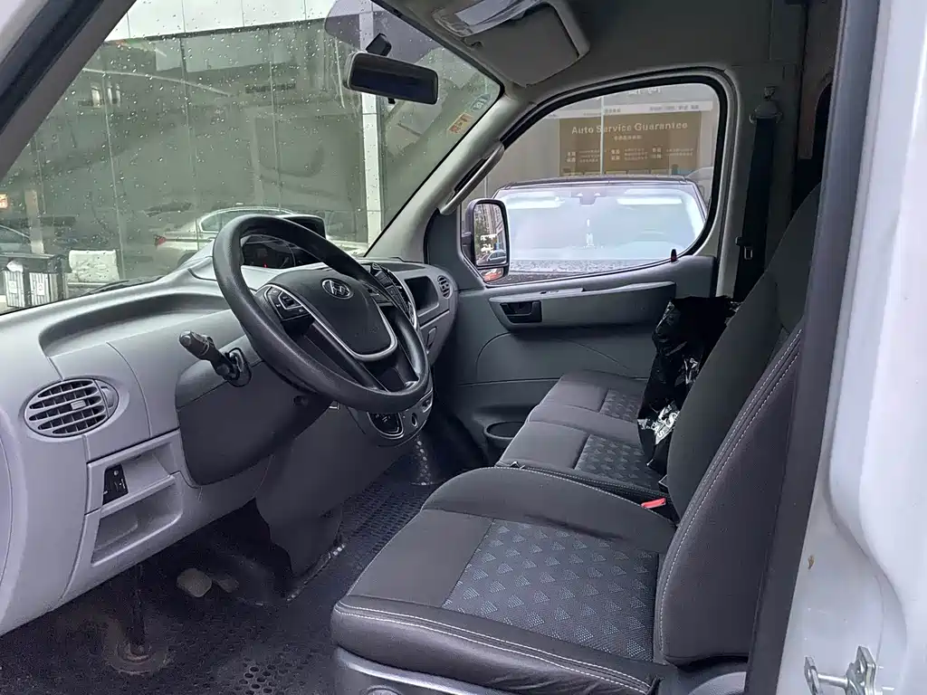 MAXUS V80 — миниатюра 7