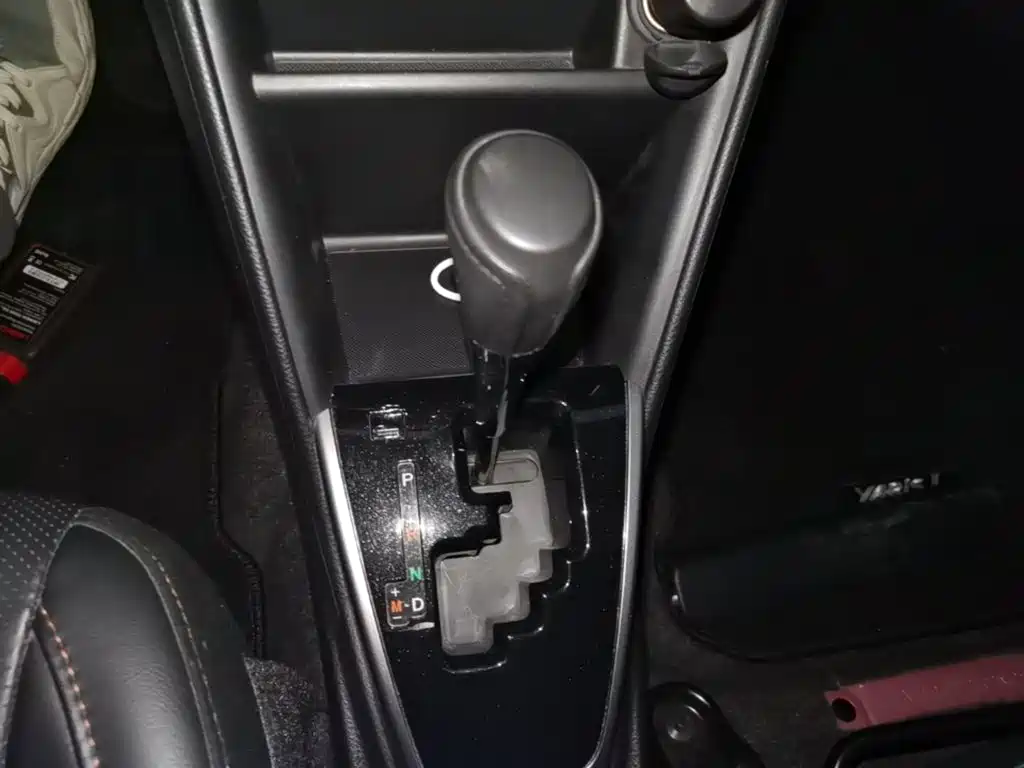 Toyota Yaris L — миниатюра 14