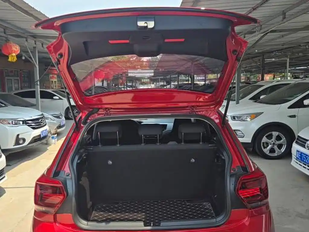 Volkswagen Polo — миниатюра 8