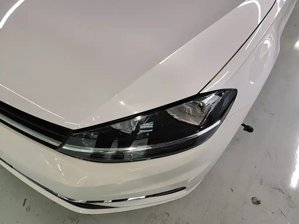 Volkswagen Golf — миниатюра 24