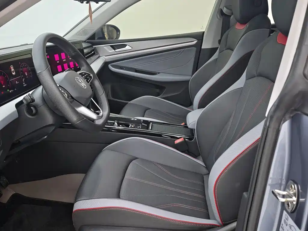 Volkswagen Lamando 2022 L 280TSI DSG