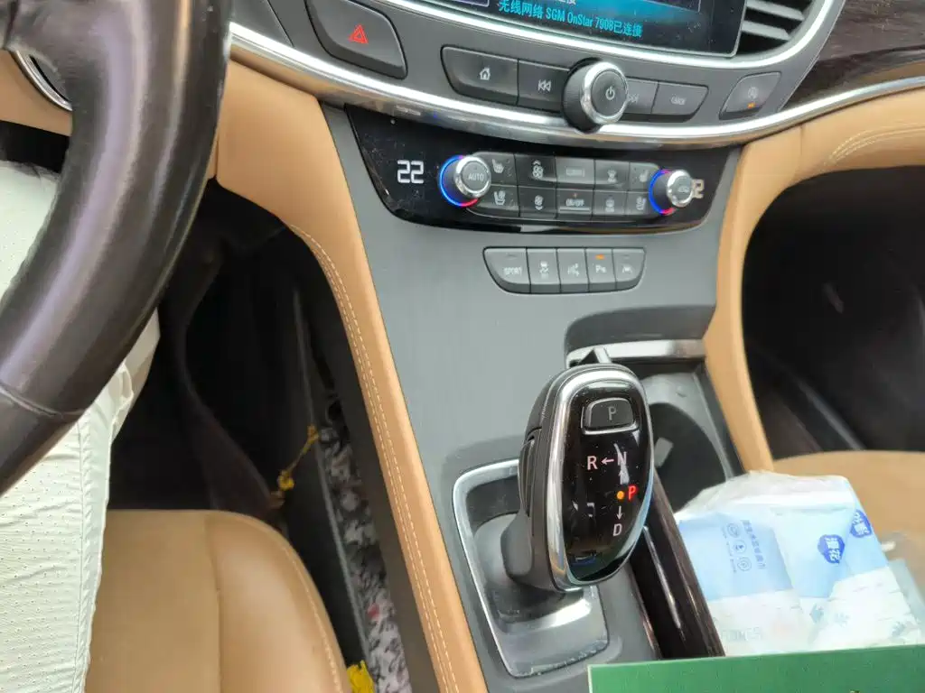 Buick LaCrosse — миниатюра 11