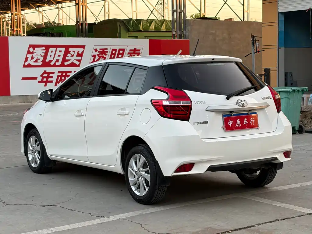 Toyota Yaris L — миниатюра 18