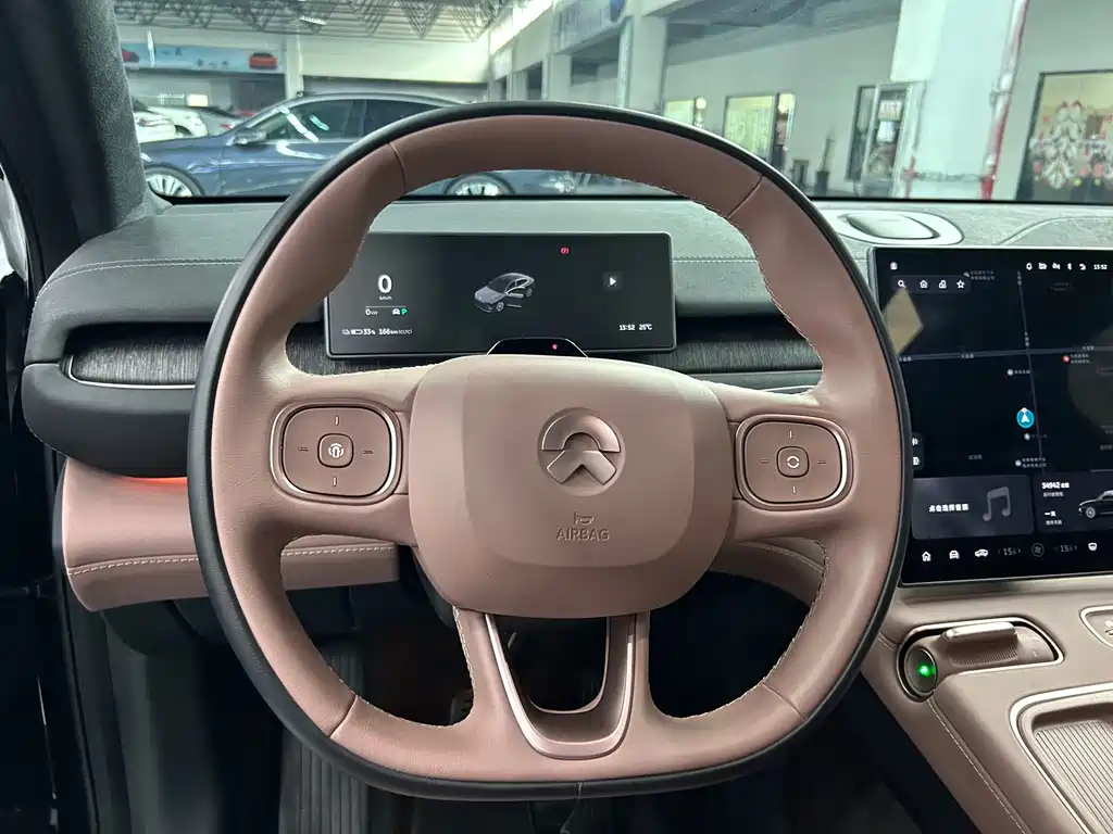 NIO EC6 2024 75kWh