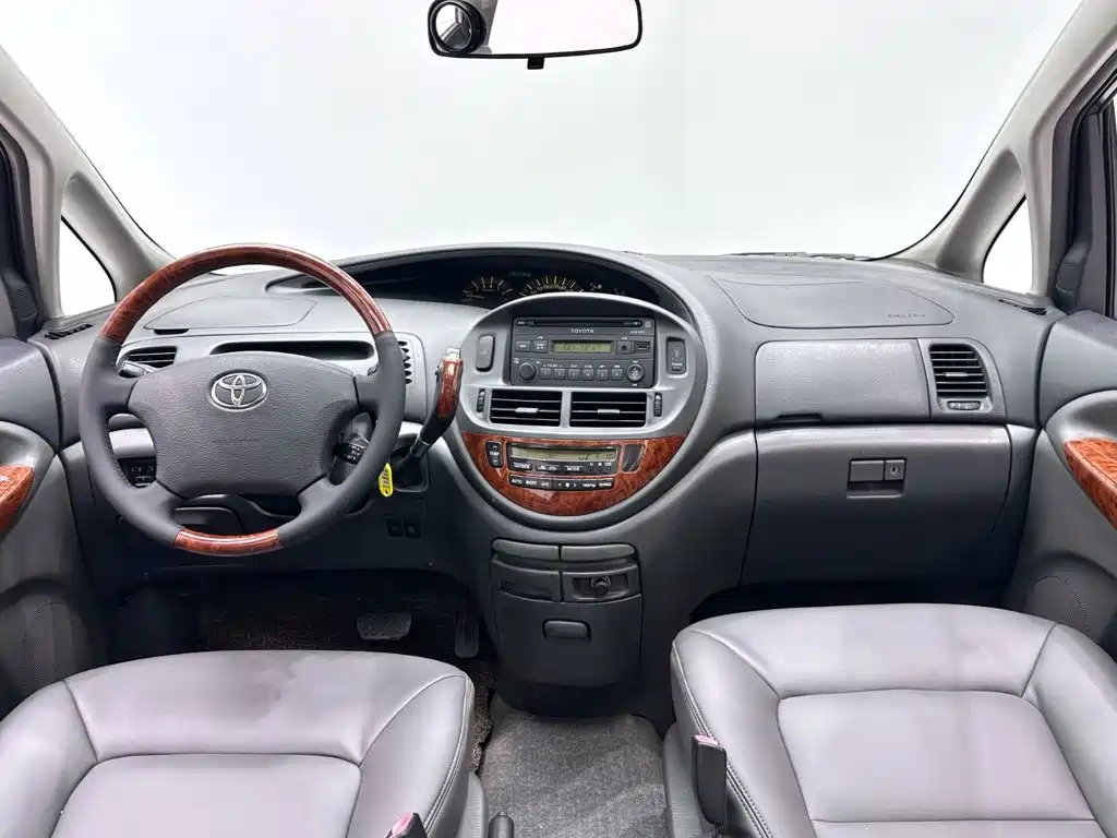 Toyota Previa — миниатюра 13