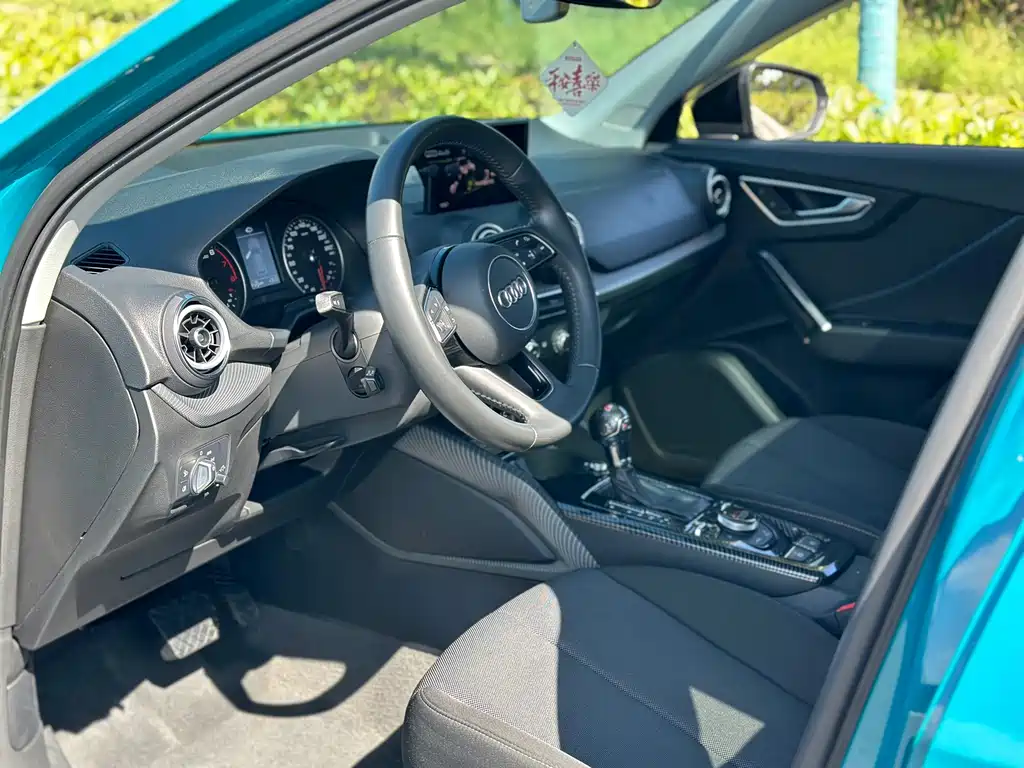 Audi Q2L — миниатюра 4