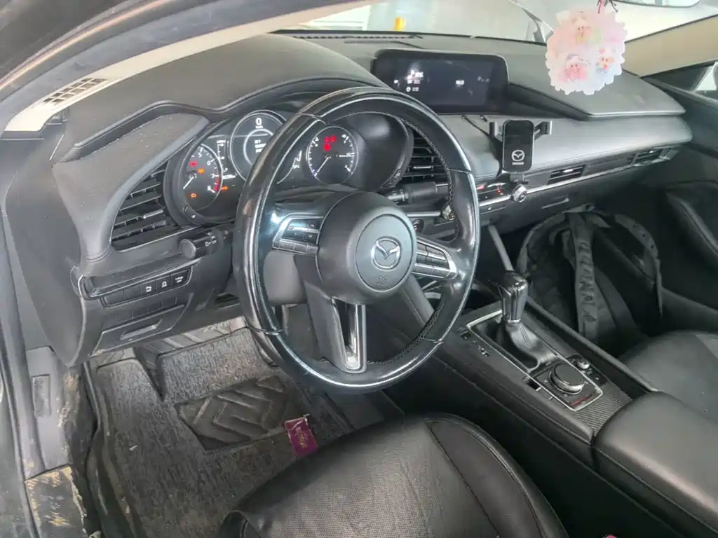 Mazda 3 Axela — миниатюра 10