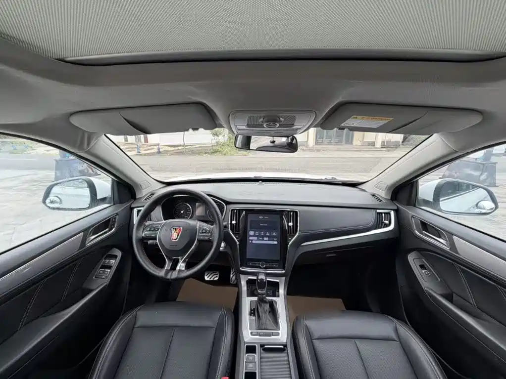 Roewe RX5 — миниатюра 10