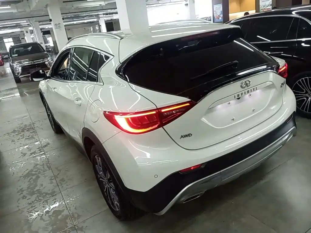 Infiniti QX30 — миниатюра 5