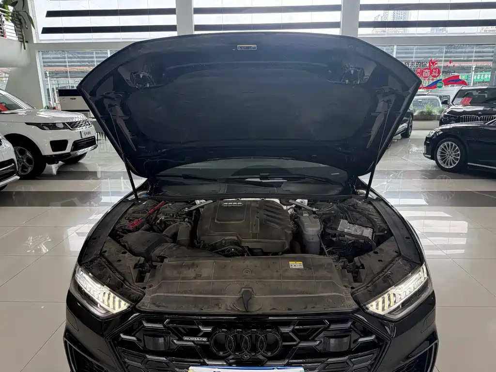 Audi A7L 2024 45 TFSI quattro