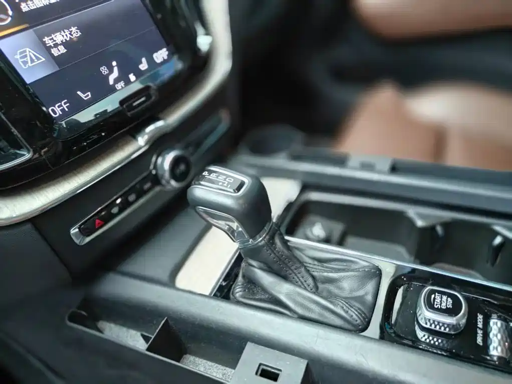 Volvo XC60 — миниатюра 13