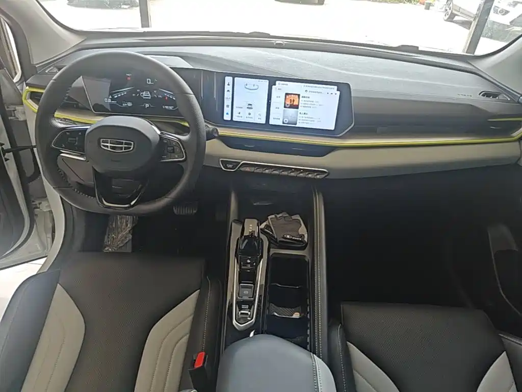 Geely Binyue — миниатюра 10