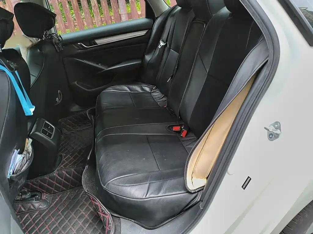 Honda Accord — миниатюра 15