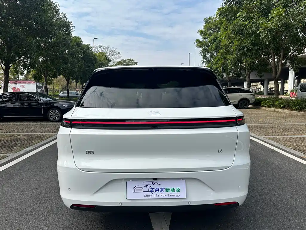 Li Auto IDEAL L6