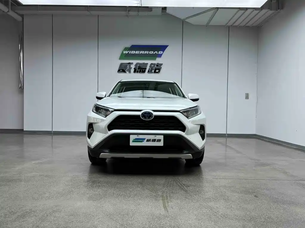 Toyota RAV4 — миниатюра 2