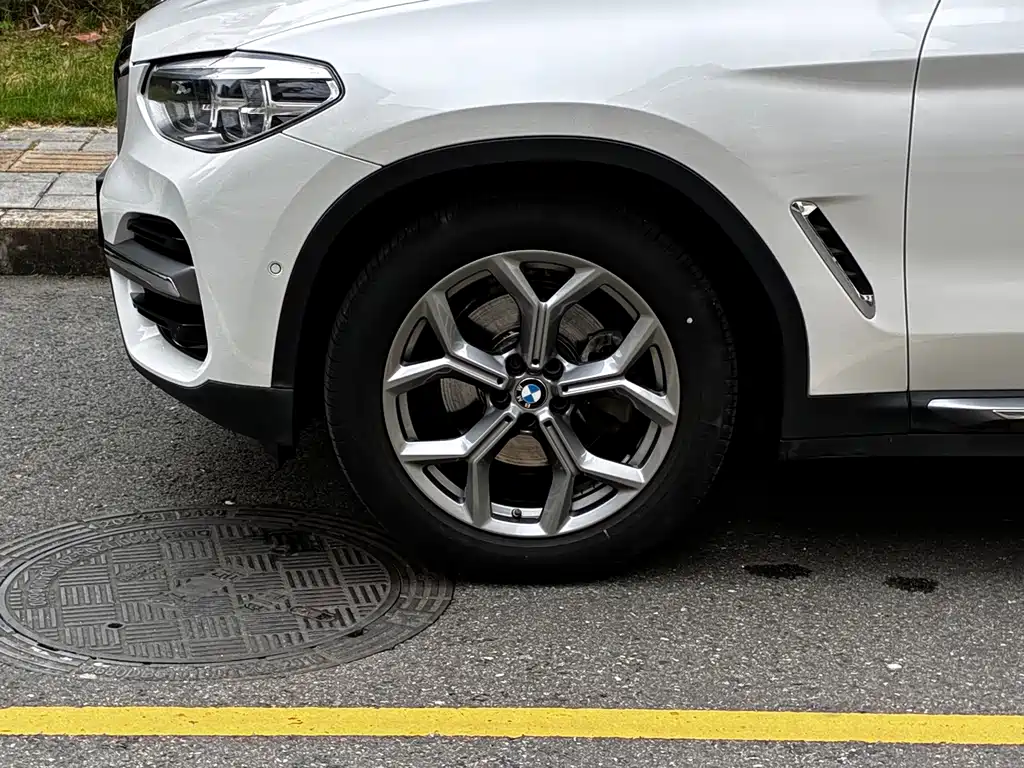 BMW X3 — миниатюра 4