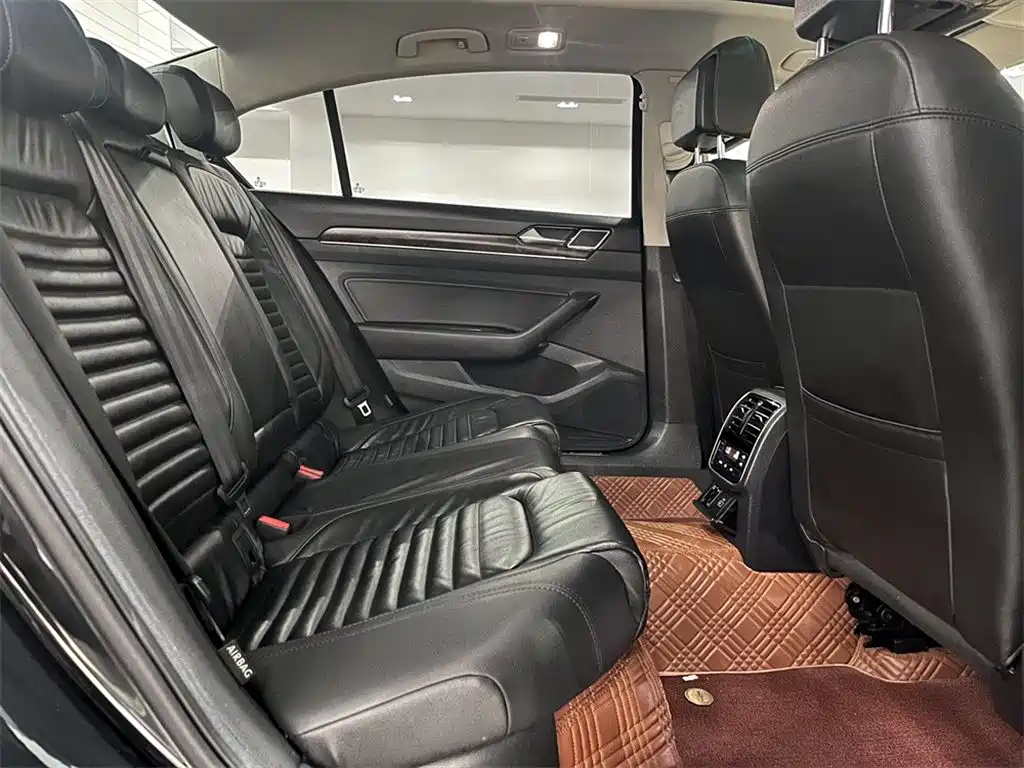 Volkswagen Magotan — миниатюра 7