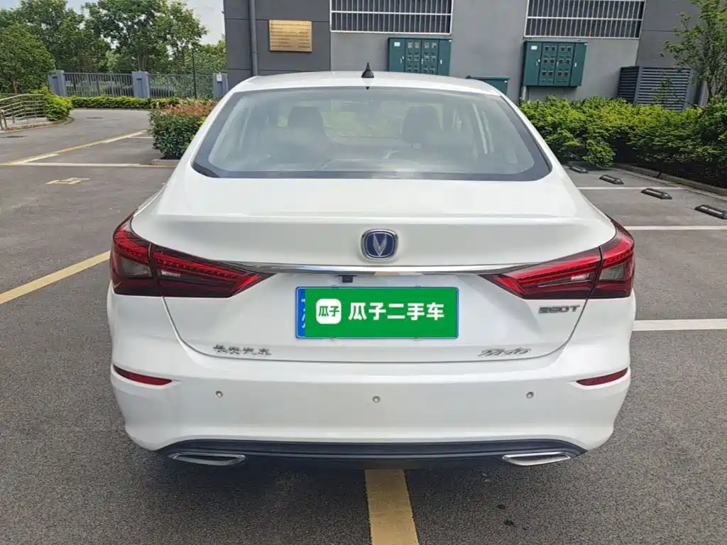 Changan Eado — миниатюра 6