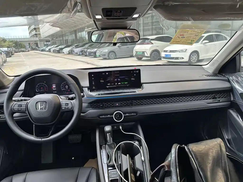 Honda Accord — миниатюра 4