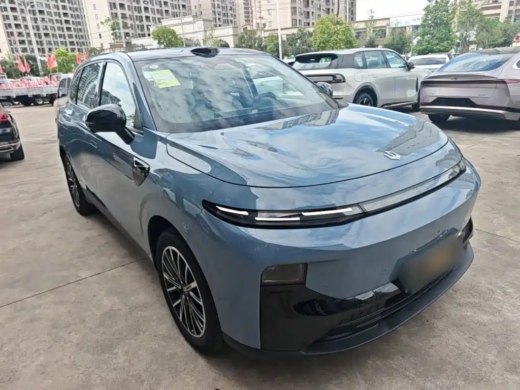 Leapmotor Leapmotor B10 — миниатюра 4