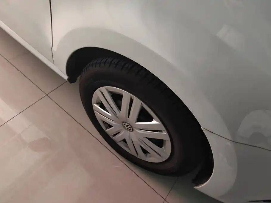 Volkswagen Polo — миниатюра 6