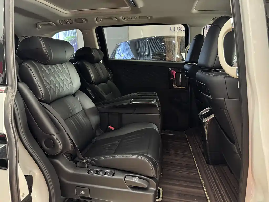 Honda Elysion 2019 2.0L Luxury