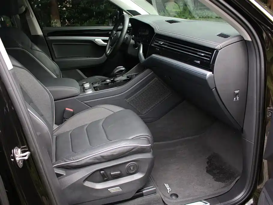 Volkswagen Touareg 2019 3.0TSI VI