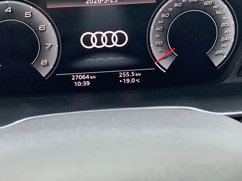 Audi Q3 — миниатюра 11