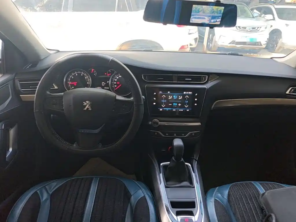 Peugeot 408 — миниатюра 10