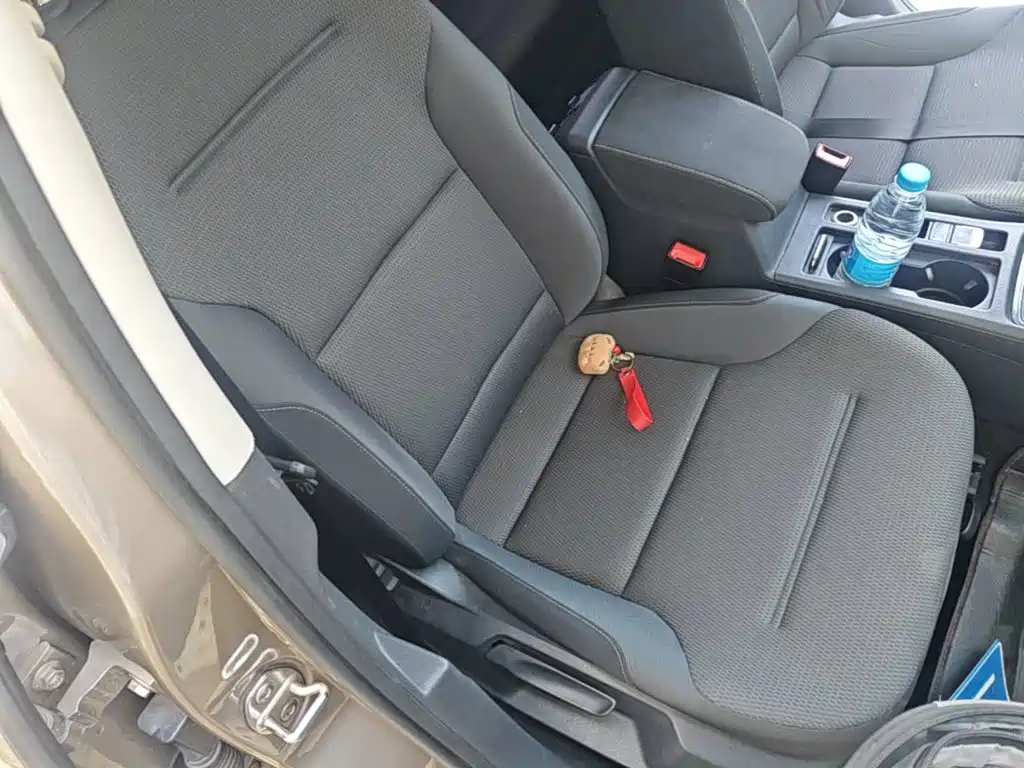 Volkswagen Golf — миниатюра 25