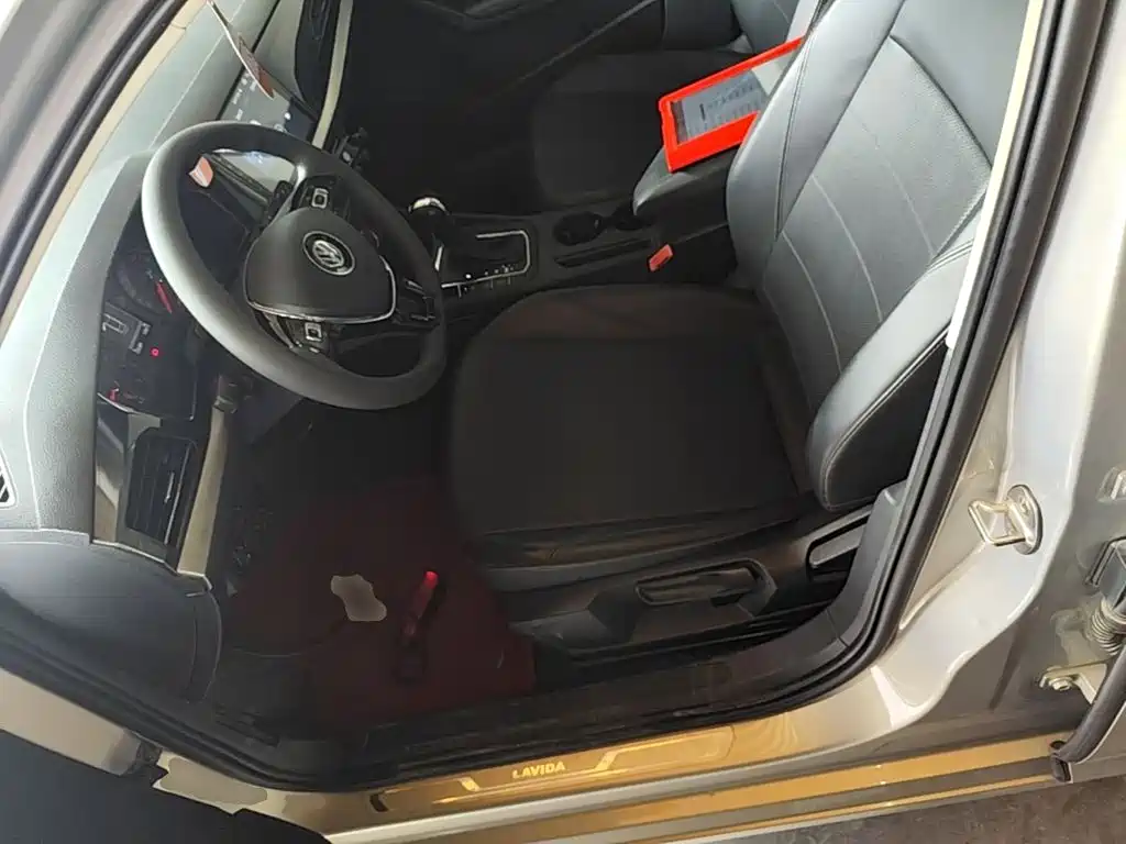 Volkswagen Lavida — миниатюра 15