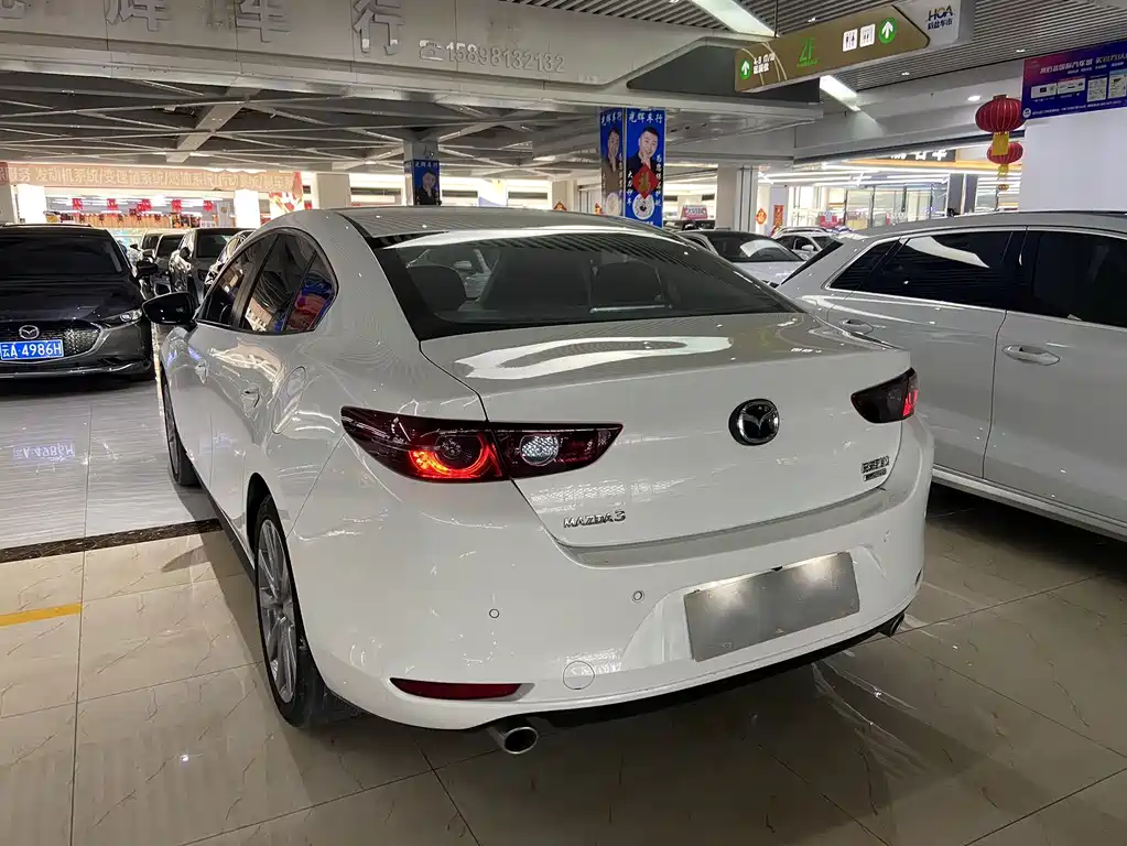 Mazda 3 Axela — миниатюра 6