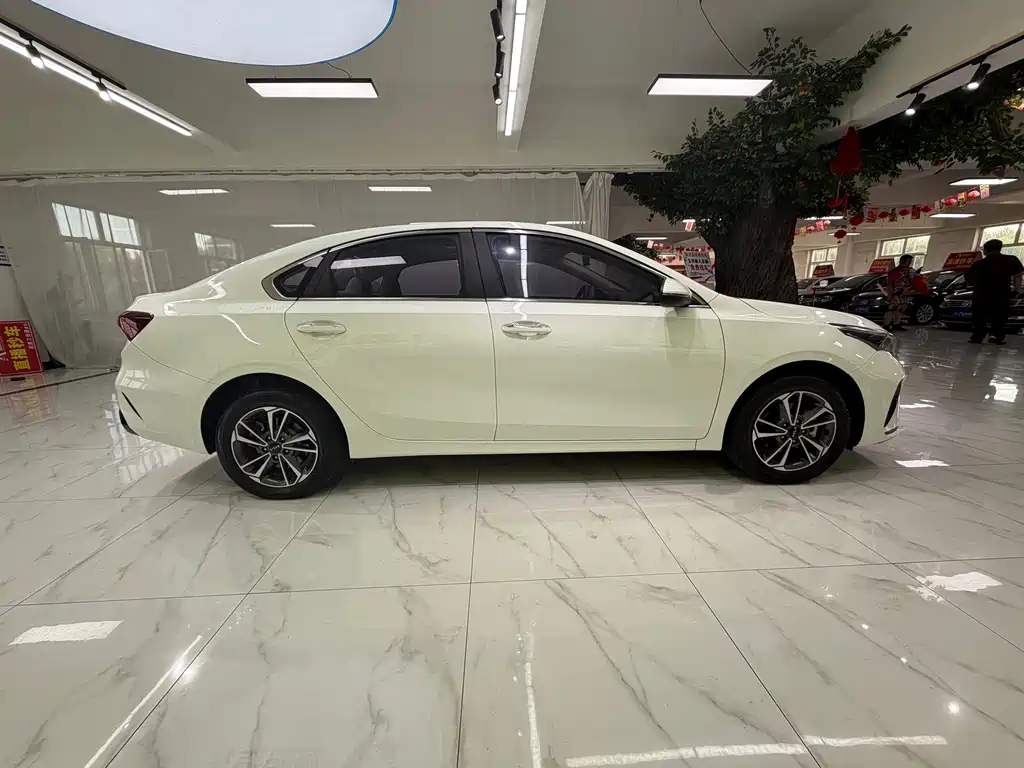 Kia K3 — миниатюра 8