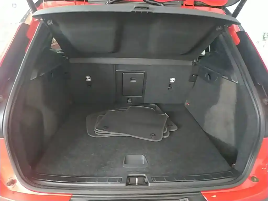 Volvo XC40 — миниатюра 19