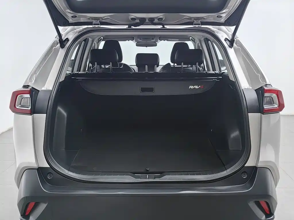 Toyota Wildlander — миниатюра 16