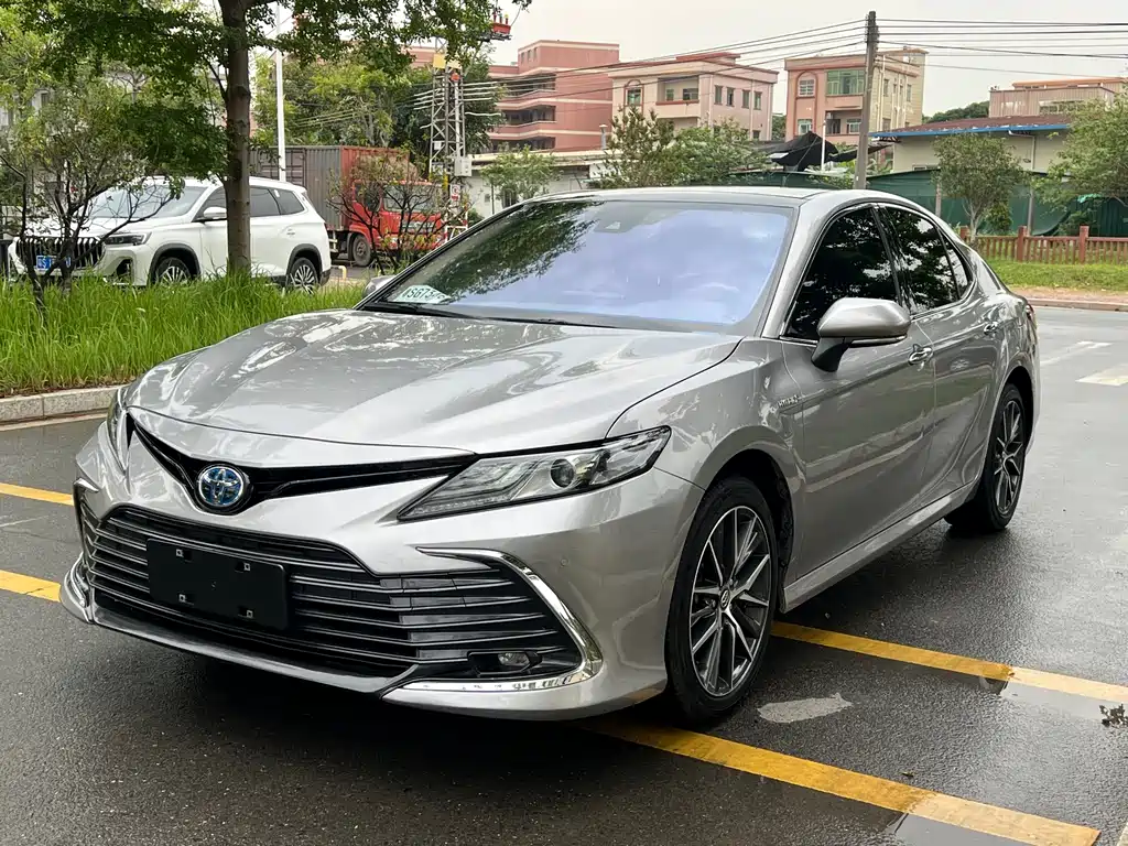 Toyota Camry 2023