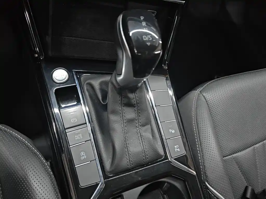 Volkswagen Passat — миниатюра 14