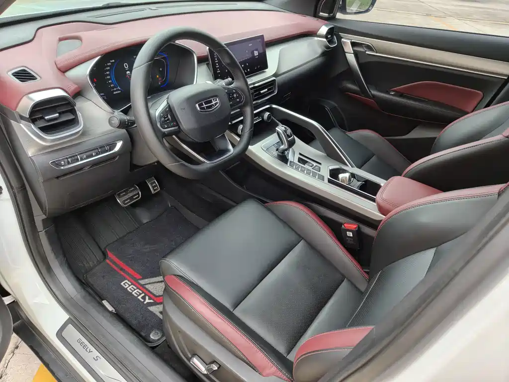 Geely Binyue — миниатюра 4