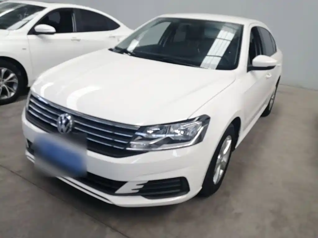 Volkswagen Lavida — миниатюра 2