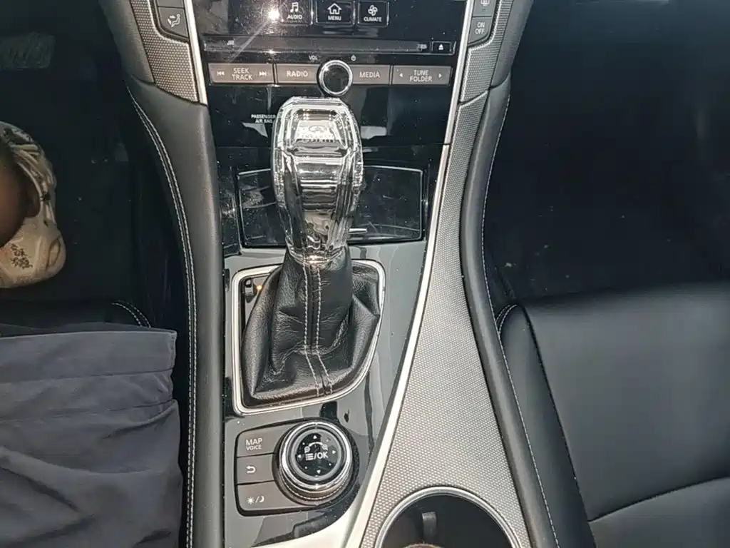 Infiniti Q50L — миниатюра 14