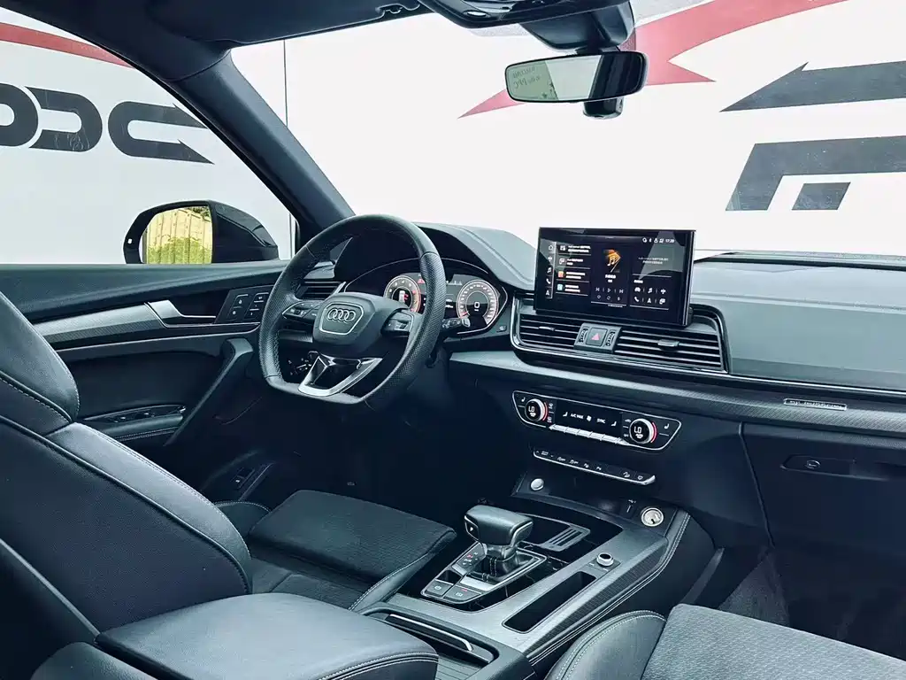 Audi Q5L Sportback — миниатюра 20