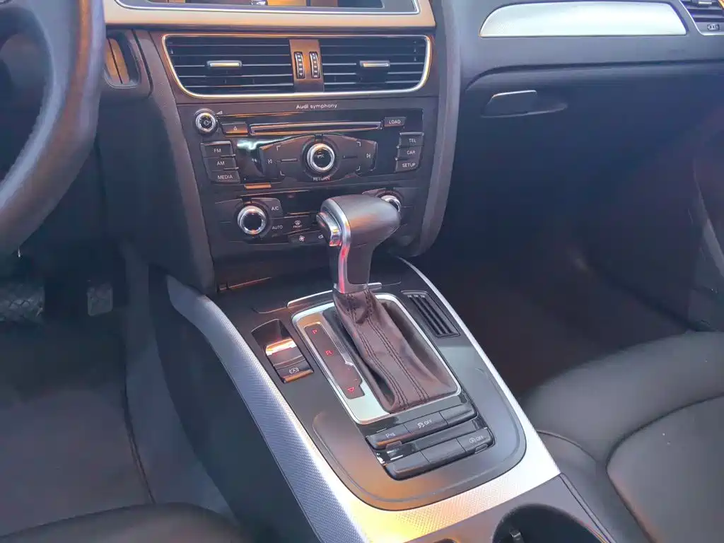 Audi A4L — миниатюра 10