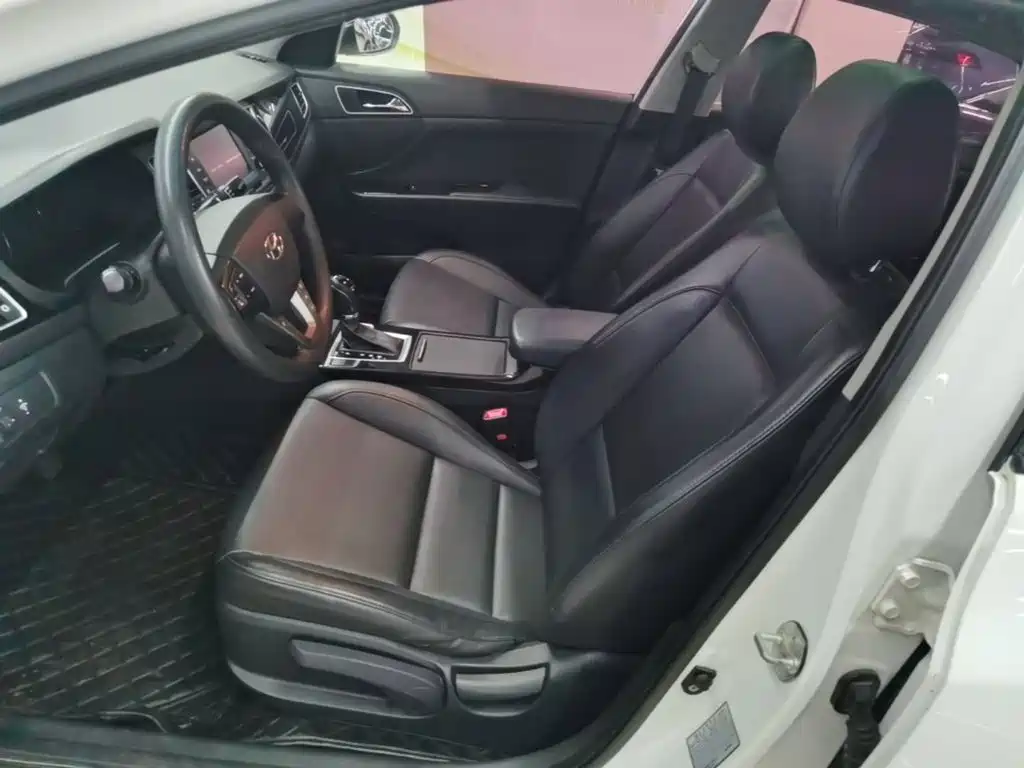 Hyundai Mistra — миниатюра 15
