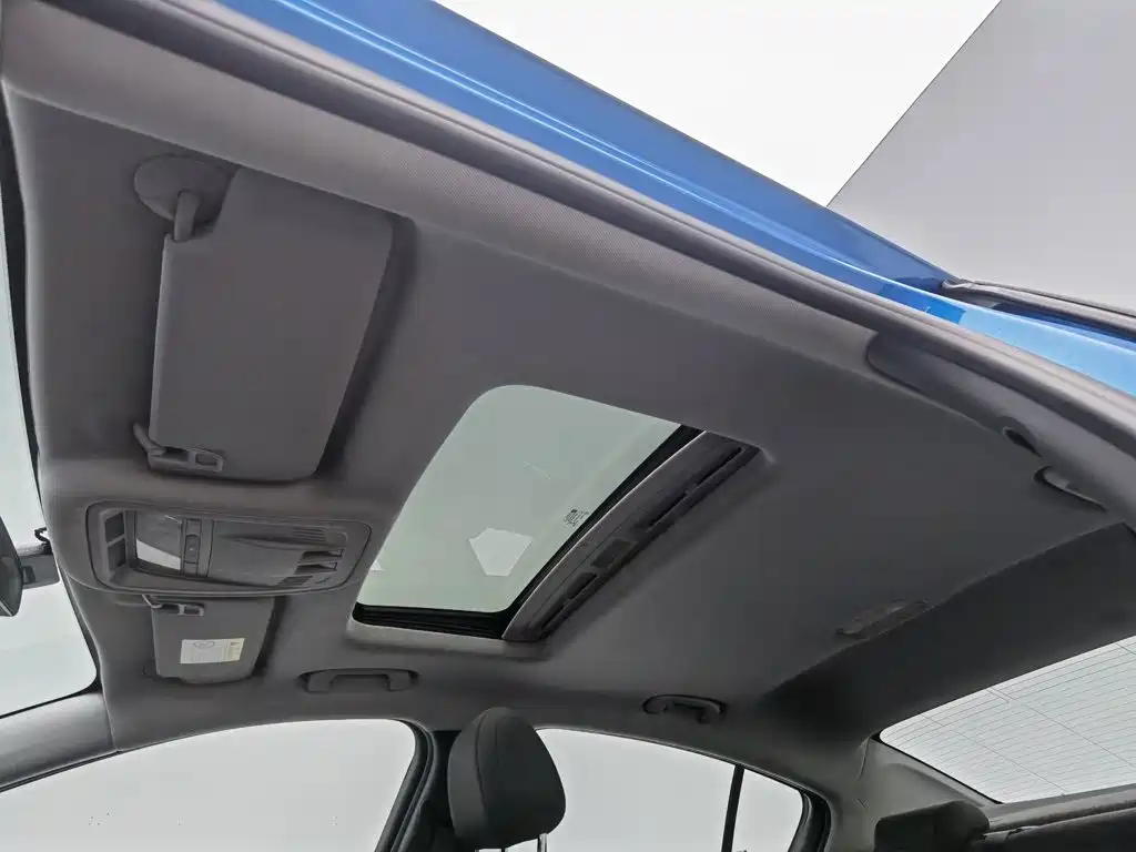 Chevrolet Cruze — миниатюра 14