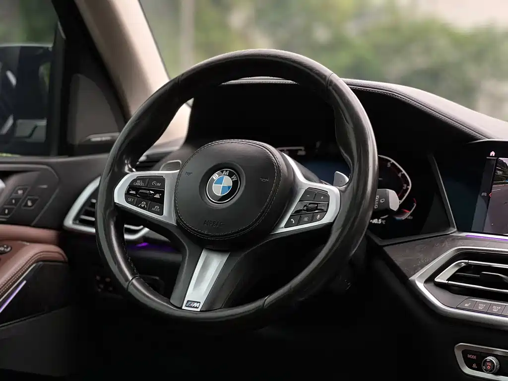 BMW X5 (Import) — миниатюра 6