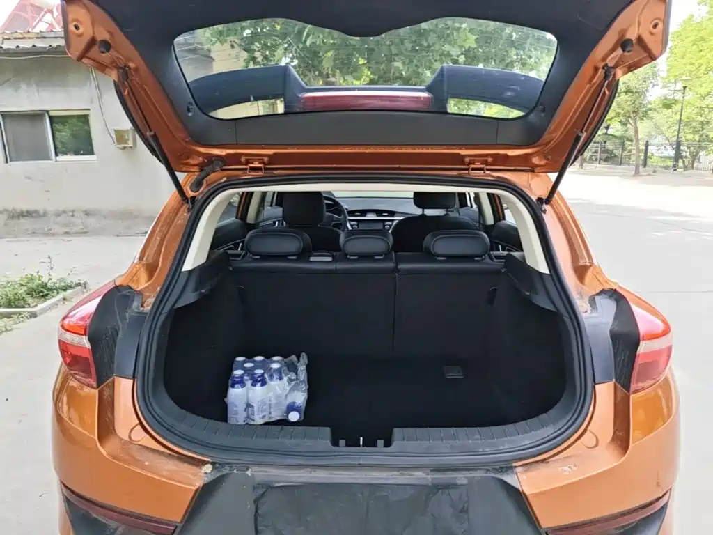 Geely Emgrand GS — миниатюра 19